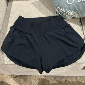 Black athletic shorts size s